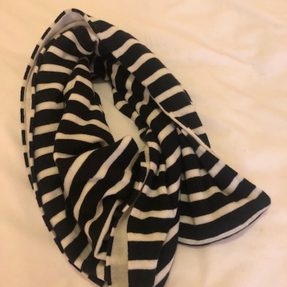 Black and white stripped infinity scarf